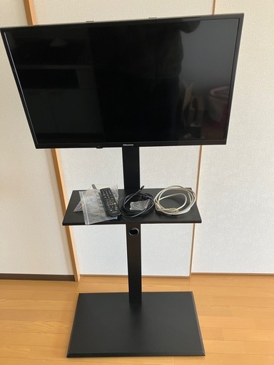 Hisense32型液晶テレビ、テレビスタンドのセット