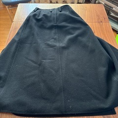 yoshie inaba ウールカシミヤスカート　ブラック差し上げますの画像