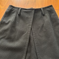 yoshie inaba ウールカシミヤスカート　ブラック差し上げますの画像