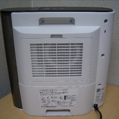 SHARP HX-RK12-W 加湿セラミックファンヒーター　プラズマ７０００搭載　２０２２年製の画像