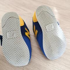 ニューバランス　13センチの画像