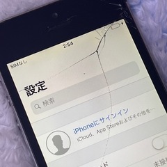 iPhone5s 中古品 画面割れあり。の画像