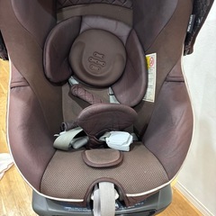 コンビネルームのチャイルドシートを譲ります。 - ベビー用品