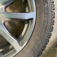 155/65R14スタッドレスタイヤアルミホイールセットの画像
