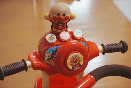 アンパンマンおしゃべり三輪車