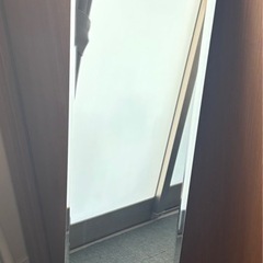 ニトリの鏡