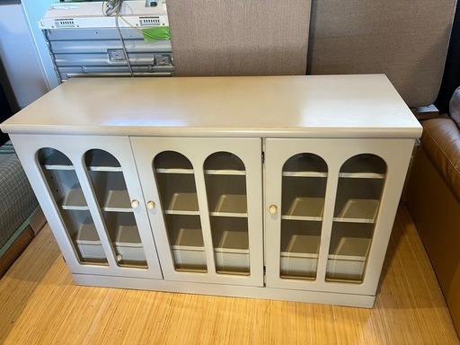 カウンター　食器棚　レトロ