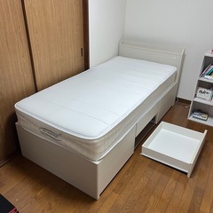 【百光工建】中古品　シングルベッドフレーム 引き出し、収納付き
