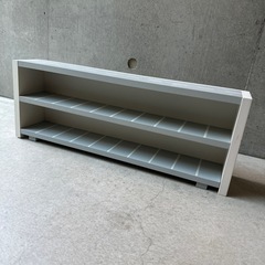 トミカの車を並べられる棚