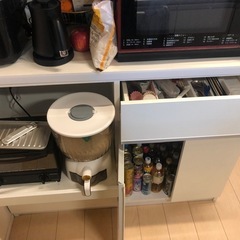 食器棚　キッチンボード　大型の画像