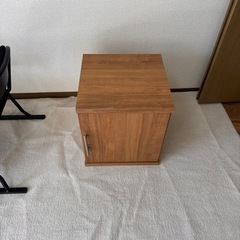 キューブボックス