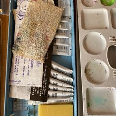 油絵セットのようです。