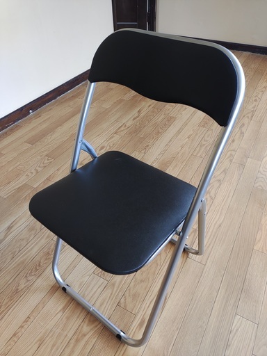 新品未使用　パイプ椅子