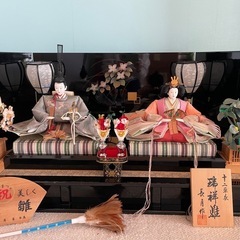 2月28日まで。ひな人形もらってください。