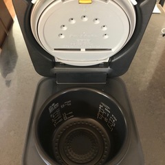 【新品】日立 炊飯器 RZ-V100HM-Kの画像