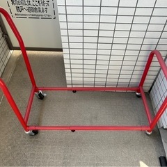 タイヤラック
