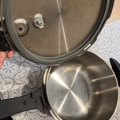 【取り引き中 】圧力鍋の画像