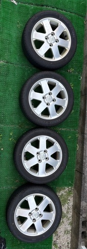 ノーマルタイヤ ホイール付き