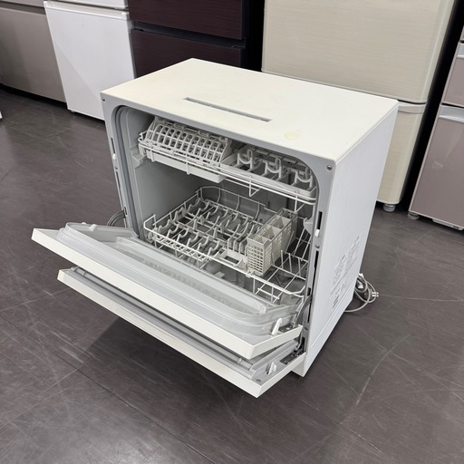 ?激安‼️18年製パナソニック食器洗い乾燥機NP-TA2-W?A0782
