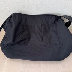 ショルダーバッグ 
ブラック  スタッズ付の画像