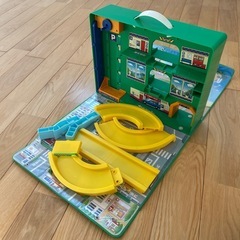 トミカ　パノラマバックの画像