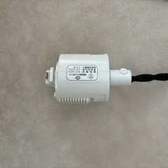 ペンダントライト×3裸電球　カフェ風の画像