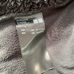 ユニクロモコモコアウターの画像