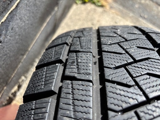 ルノー　カングー  ピレリ　スタッドレス　195/65R15  デイトナホイール 40,000円