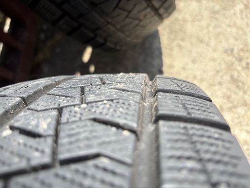 ルノー　カングー  ピレリ　スタッドレス　195/65R15  デイトナホイール 40,000円