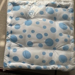 新品　オパールドット柄クッション⁈サブトン⁈