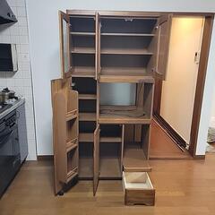 無料で差し上げます。キッチンボードの画像