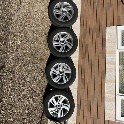 ダンロップ　195/65/r16トヨタ純正アルミ