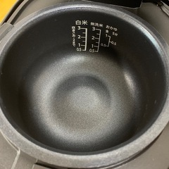【取引完了
】シャープ炊飯器　3合炊き・2022製中古の画像