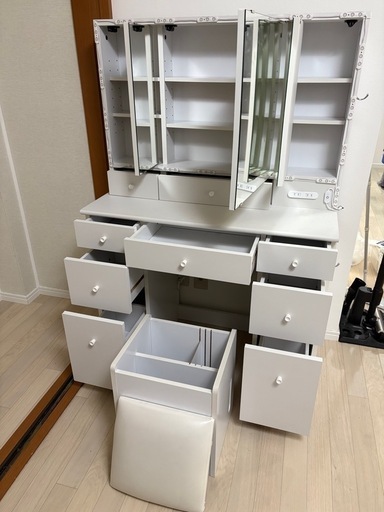 三面鏡　ドレッサー　コンセント付き　収納椅子