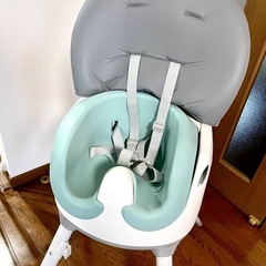 グレコ　7-in1 ハイチェア フロアツーテーブルの画像