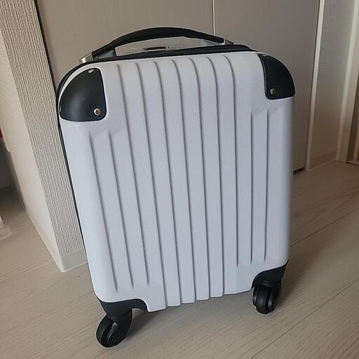 キャリーバッグ