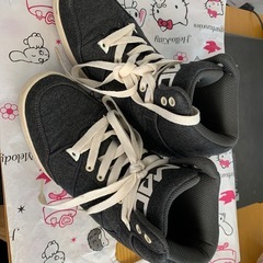 スニーカーの画像