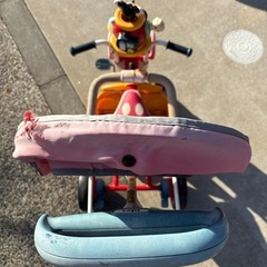 ミッキー三輪車　舵取りハンドル付きの画像