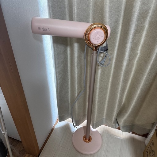 ハンズフリースタンドドライヤー