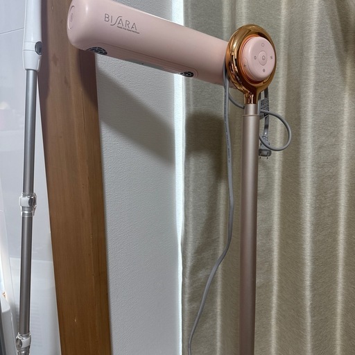 ハンズフリースタンドドライヤー