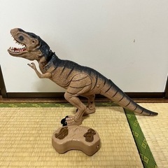 【値下げ】恐竜　ラジコン