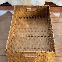 大きめのカゴの画像