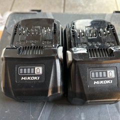 ハイコーキ 36vバッテリー2個➕充電器の画像