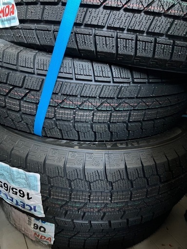 新品未使用　スタッドレスタイヤ