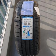 新品未使用タイヤ一本の画像