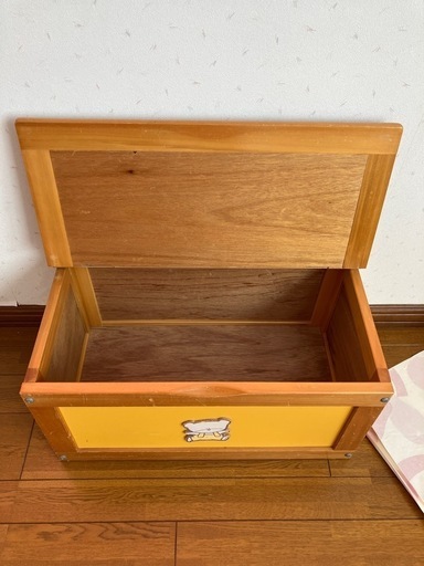 木製ベンチ（物入れ）