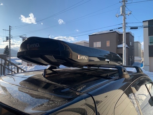 【取引中】ルーフボックス　INNO WEDGE BRS660