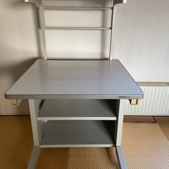 ※譲る方が決まりました。　パソコンラック　古い
