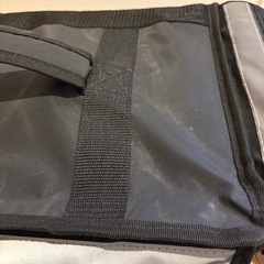 【売れました】UVER の保冷バッグの画像