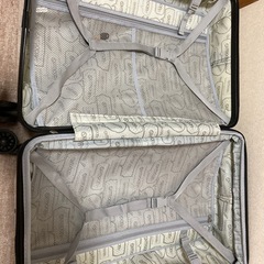 outdoor 大型キャリーケースの画像